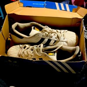 ///Adidas Superstar💫